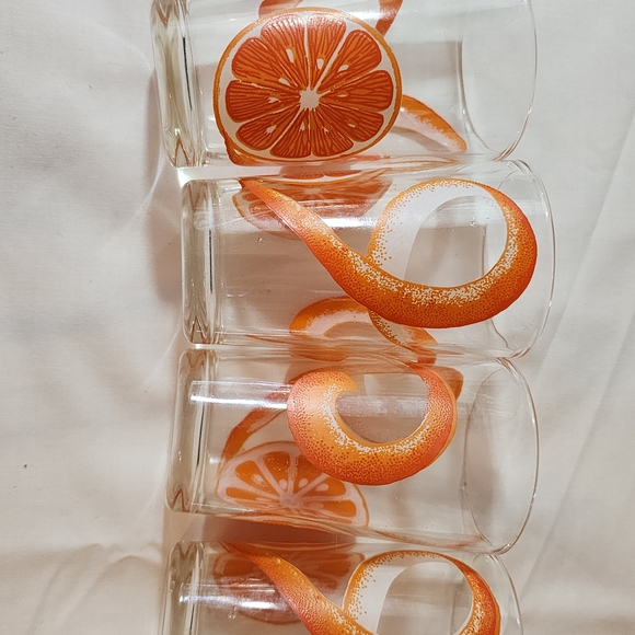 Vintage "ORANGE PEELING SLICE" Juice Glasses - Picture 7 of 8
